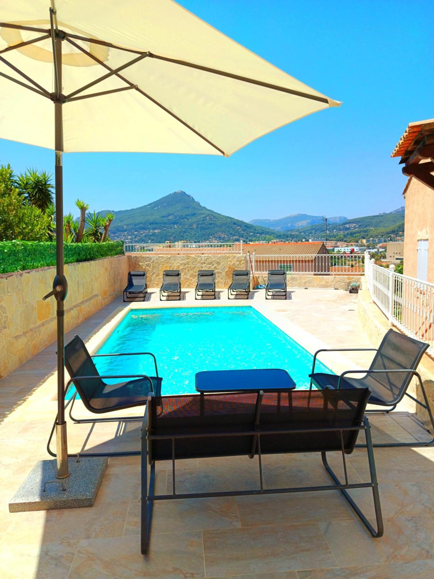Villa Naïs 126m2-Zen-Salle Cinéma-Piscine La Valette-du-Var Esterno foto