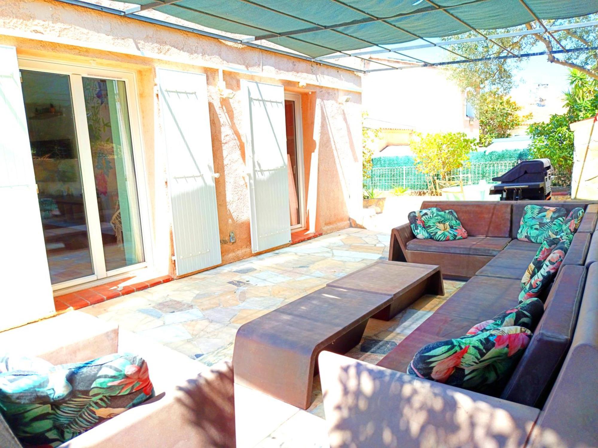 Villa Naïs 126m2-Zen-Salle Cinéma-Piscine La Valette-du-Var Esterno foto